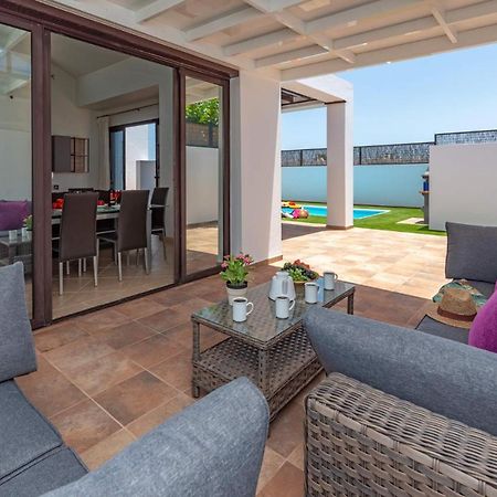 Villa Janubio By Villa Plus ปลายาบลังกา ภายนอก รูปภาพ