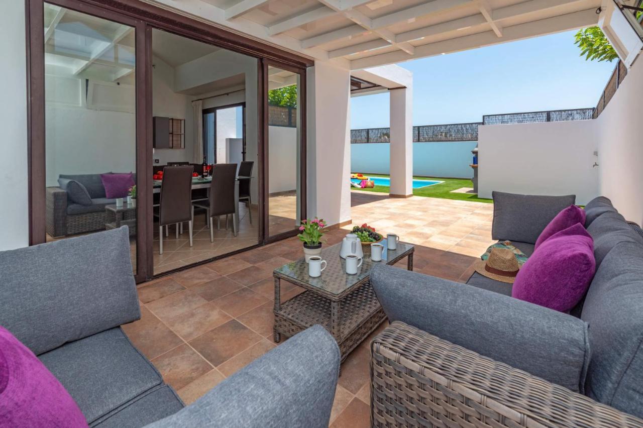 Villa Janubio By Villa Plus ปลายาบลังกา ภายนอก รูปภาพ